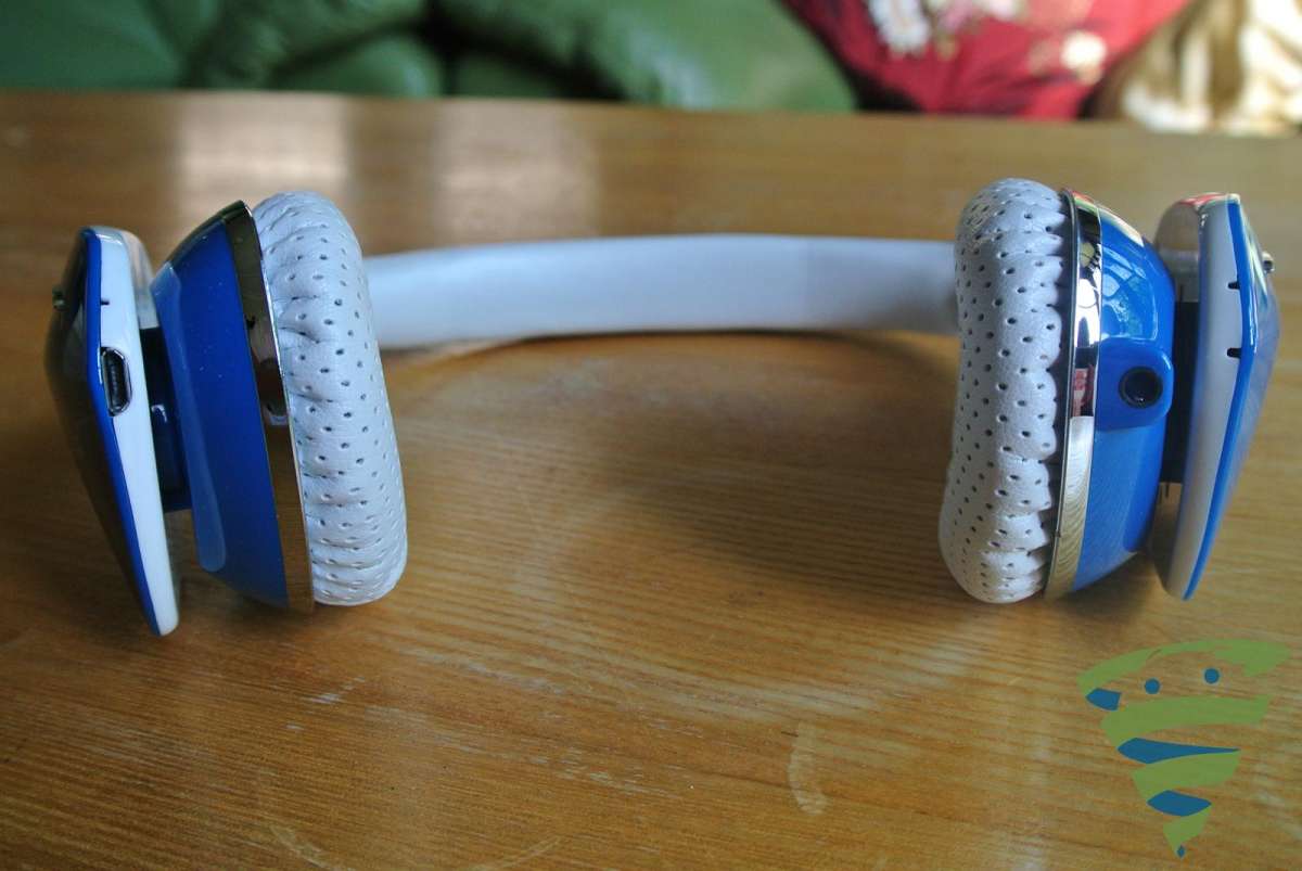 MEElectronics Air-Fi Rumble Bluetooth Headphones